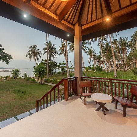 Villa Juan - A Beach Front Villa In General Luna Siargao Exterior foto
